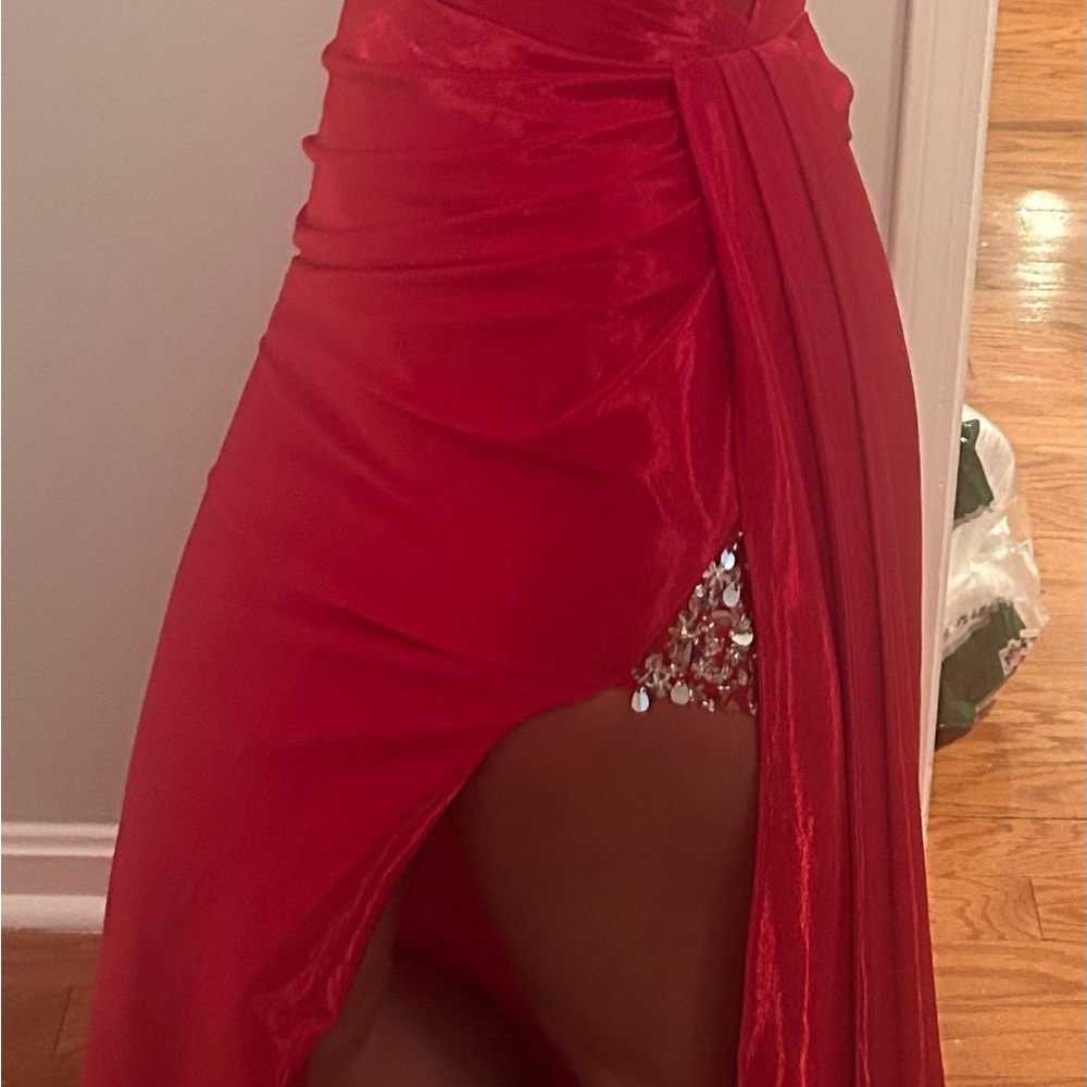 Red Strapless Embellished Gown - Picture 4 of 6